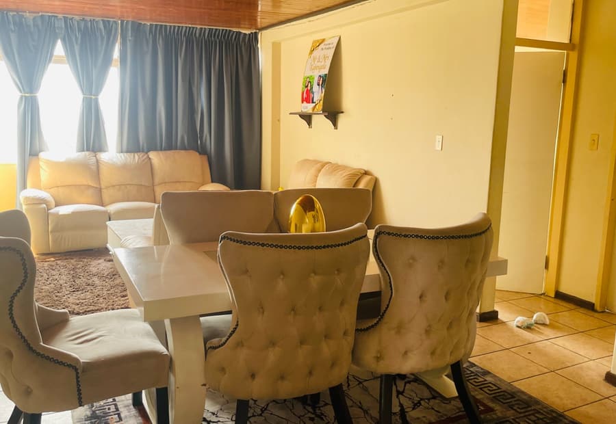 Apartment sold in Sunnyside