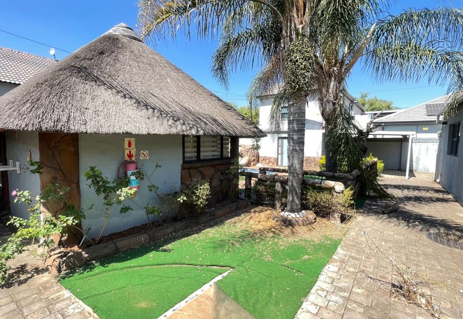 House sold in Arcadia