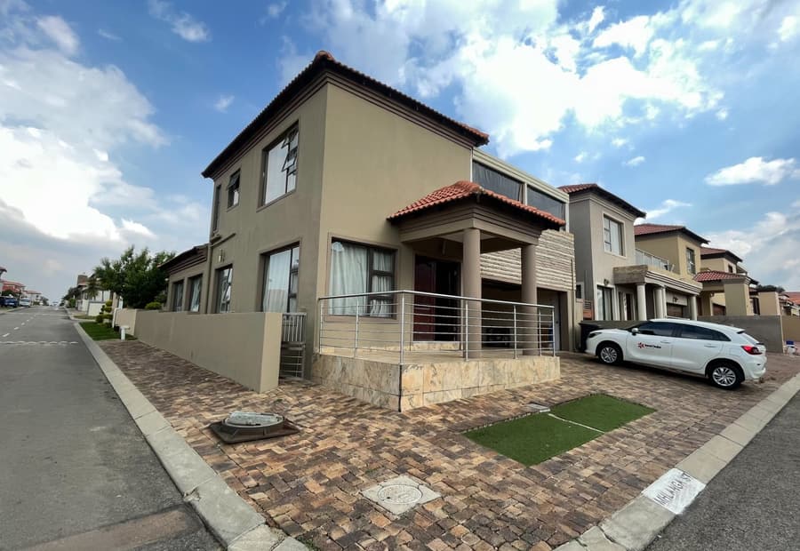 House sold in Noordwyk