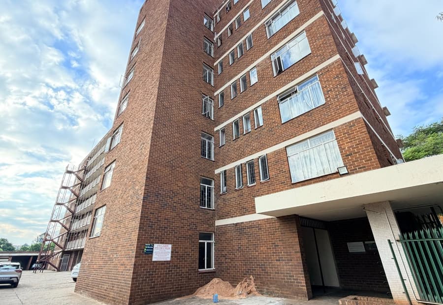 Apartment sold in Sunnyside