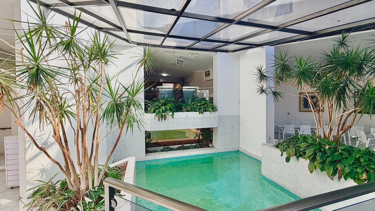 14 bedroom House in Weavind Park