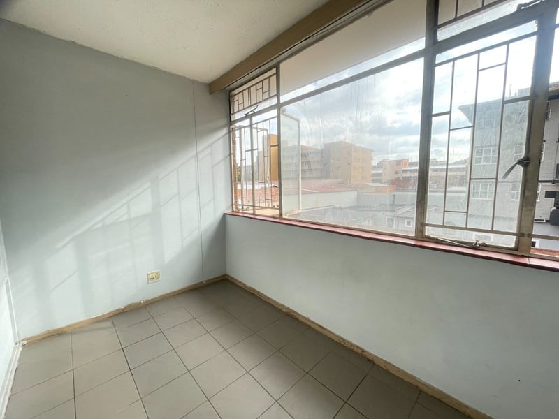 3 bedroom Flat/Apartment in Sunnyside