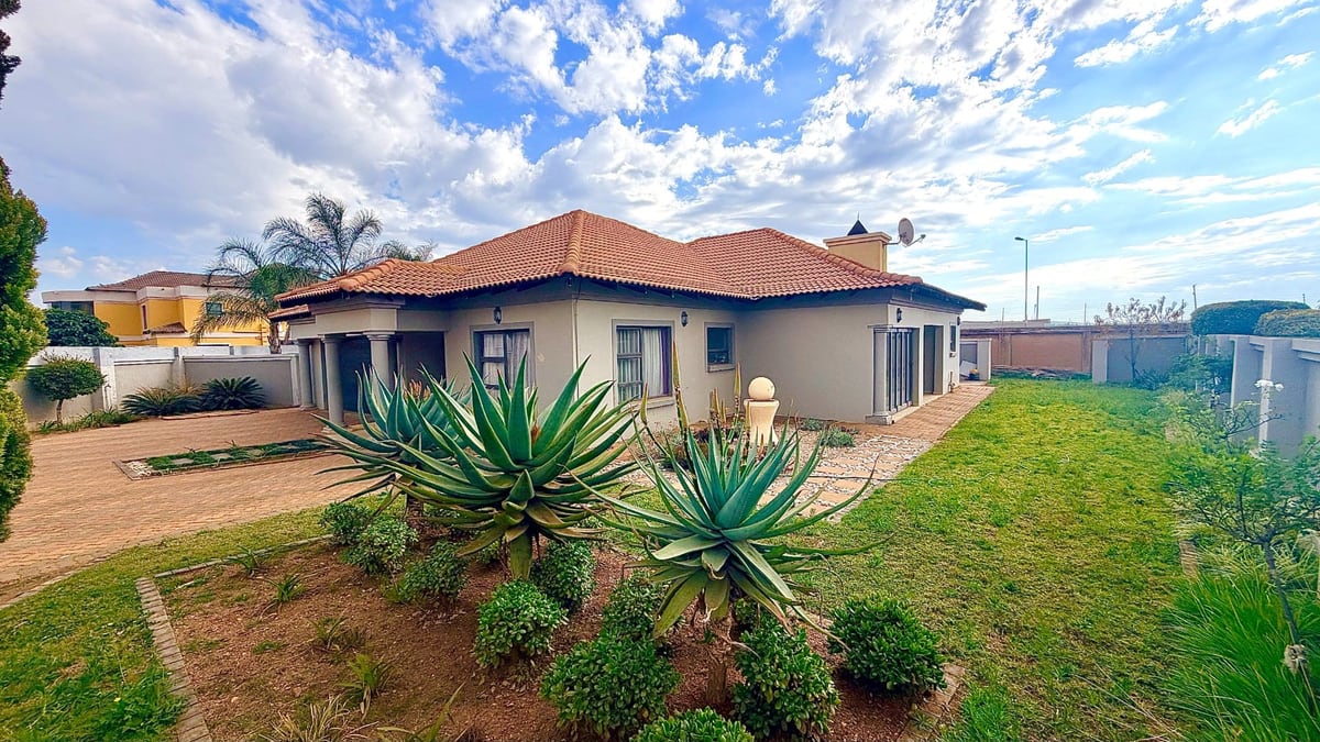 4 bedroom House in Savannah Country Estate